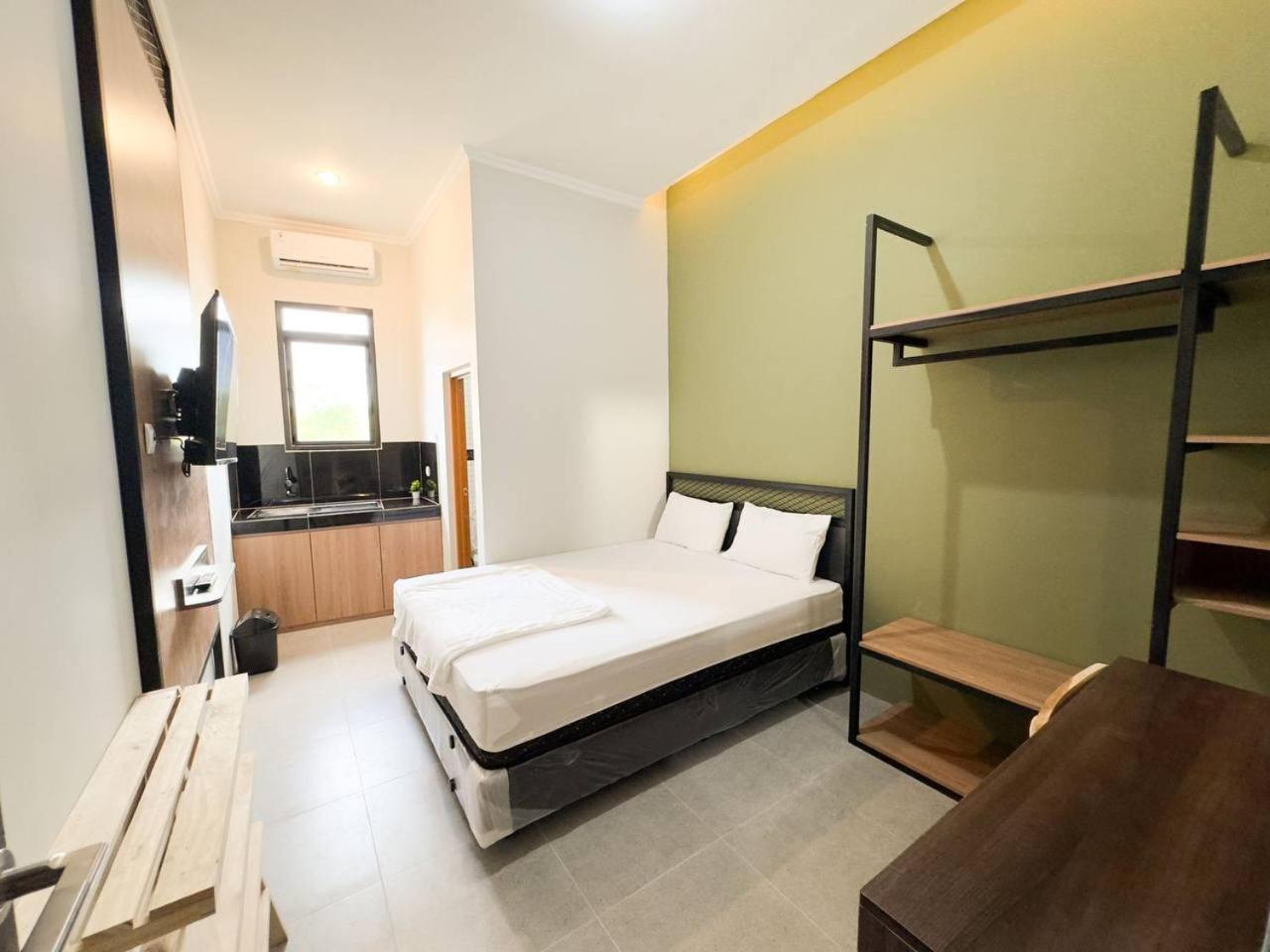 Ap Living Grand Kamala Lagoon Bekasi Exterior foto